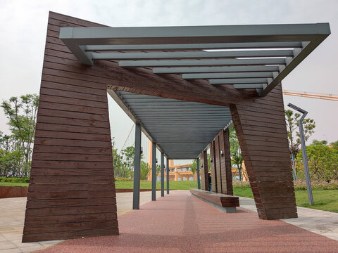 Contemporary Pergola at Yangsigang South Park Promenade