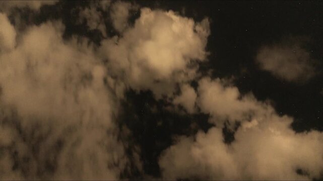 Timelapse: starry cloudly night sky
