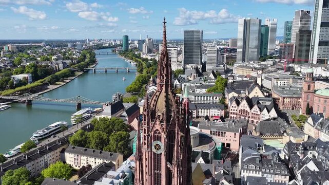 Frankfurt Cathedral In Hesse Germany. Downtown District. Meno River. Vacations Travel. Frankfurt Cathedral In Frankfurt Am Main In Hesse Germany. Beautiful Church. European Skyline.