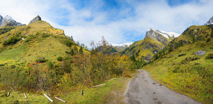 Hiking trail through the wild and romantic, autumnal Oytal near Oberstdorf, Allg&auml;u Alps.