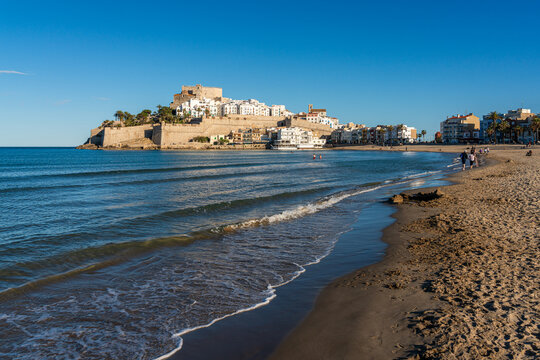 Scenic summer sight in Peniscola, beautiful seaside town in the Province of Castellon, Valencian Comunity, Spain.
