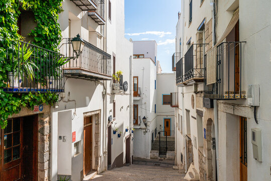 Scenic summer sight in Peniscola, beautiful seaside town in the Province of Castellon, Valencian Comunity, Spain.