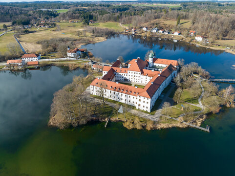 Aerial view, Seeon Monastery, Klostersee, Seeon-Seebruck, Chiemgau, aerial view, Upper Bavaria, Bavaria, Germany