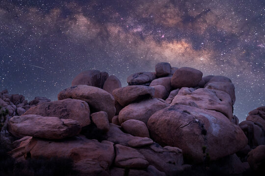  Milky Way and starry night sky