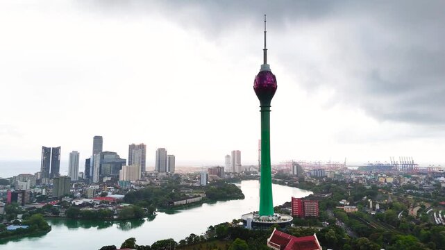 A dynamic hyperlapse capturing Colombo&rsquo;s bustling cityscape, modern skyline, waterfront and fast-moving urban life.