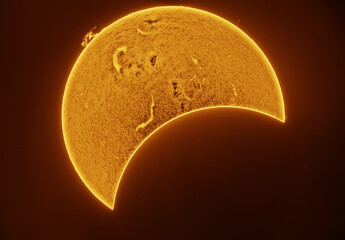 2026 Total Solar Eclipse - Chromosphere in Halpha © Azathoth Pics