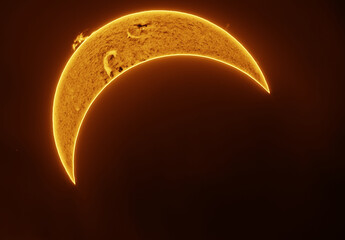 2026 Total Solar Eclipse - Chromosphere in Halpha © Azathoth Pics