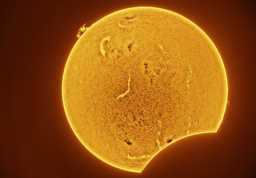 2026 Total Solar Eclipse - Chromosphere in Halpha