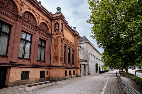 Historic Altbau of the Hamburger Kunsthalle art museum in Hamburg, Germany.