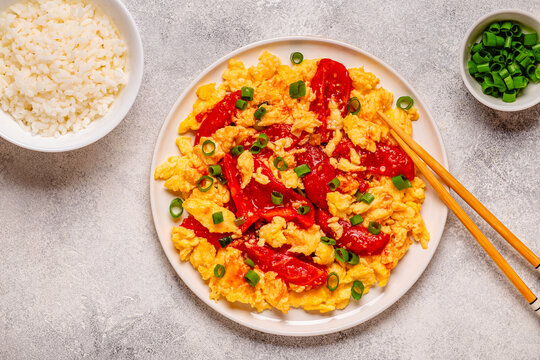 Chinese scrambled eggs with tomatoes.