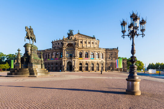 Germany, Dresden, Semper opera house with equestrian statue