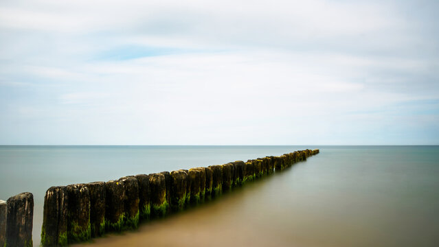 Calm and quiet sea (long exposure)
