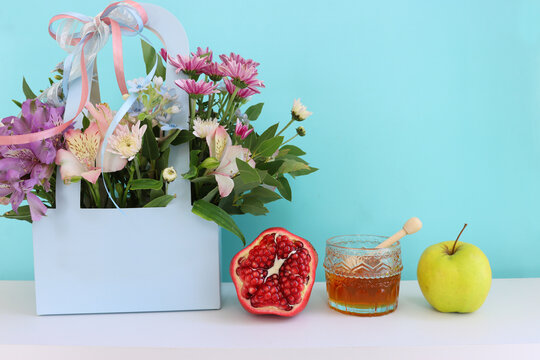 Rosh hashanah (jewish New Year holiday) concept. Traditional symbols