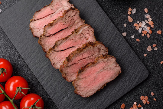 Grilled beef or pork steak seasoned with salt and allspice. Grilled steak