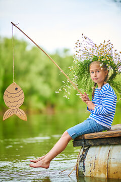 Playful Nature Explorer