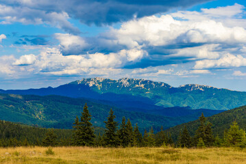 Fototapeta premium Landscape with Buila Vanturarita mountain - Romania in summer