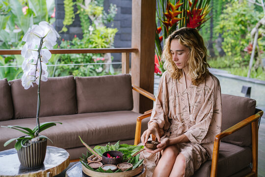 Preparing Natural Ingredients for Wellness