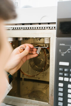 Working with the chromatograph.