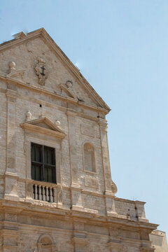 Strade e chiese di Bari