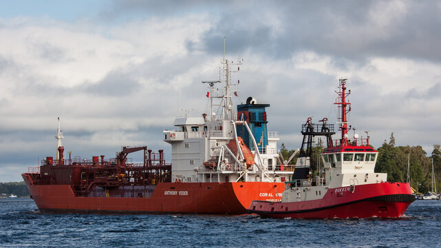 Tugboat BUKKEN IMO 8012621 Towing Coral Obelia IMO 9053816 At Brevik strait Norway (NORAF)