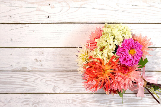 Beautiful bouquet of dahlias, abstract floral arrangement and autumn still life with seasonal flowers, background and banner for screen, minimalist holiday concept, Sunny greeting card design template