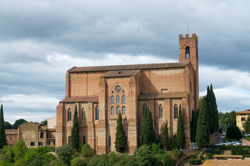 Obraz premium Panoramic view of Basilica Cateriniana di San Domenico church in Siena Italy