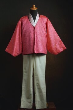 Traditional Korean Male Hanbok with Magoja or Short Jacket Displayed on a Dress Form