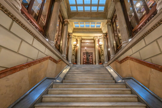 Marble Staircase Inside Arus Public Library (Biblioteca Arus), Barcelona, Statue of Liberty Replica, Columns