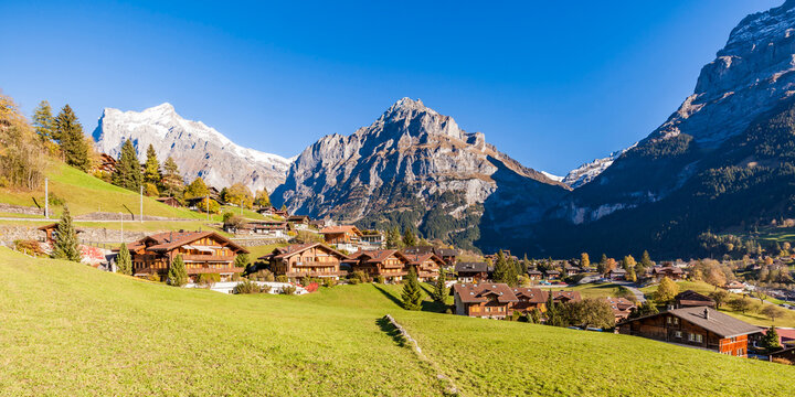 Switzerland, Bern, Bernese Oberland, holiday resort Grindelwald, Wetterhorn, Schreckhorn, Eiger