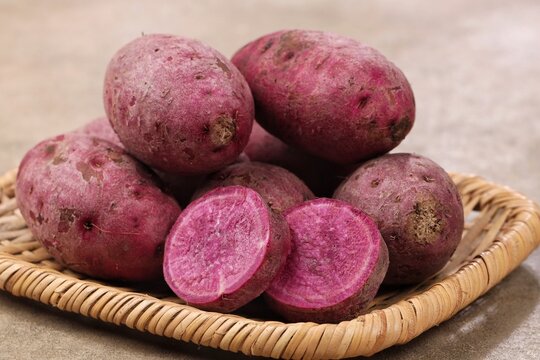 Ubi Ungu. Purple sweet potato, or in scientific terms Ipomoea Batatas var Ayamurasaki, is a variety of sweet potato that has purple skin and flesh.