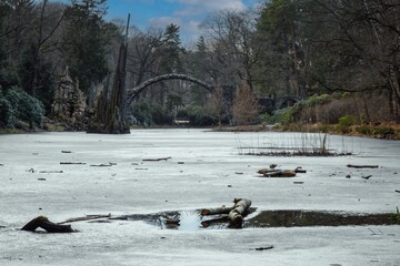  Nature photograph of a frozen lake at the historic Rakotz arched bridge. © Rolf
