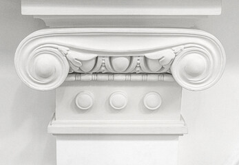 Fototapeta premium White ionic column capital with classical architectural detail