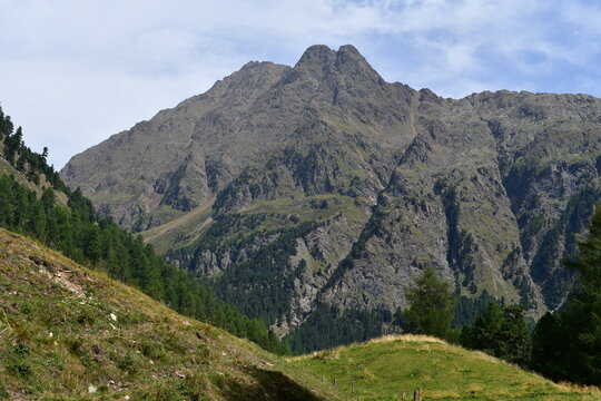 Sch&ouml;ne Landschaft im Matscher Tal in S&uuml;dtirol 