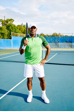 Tennis coach 