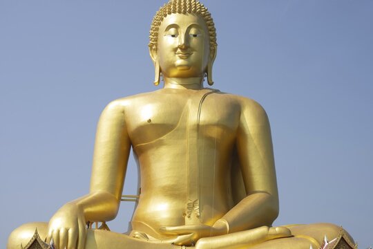 Thailand's largest Buddha statue (Luang Pho Yai: the statue depicts the Buddha in the so-called Maravijaya posture &ndash; the moment when the Buddha resists temptation and attains enlightenment), Wat Muang, Ang Thong, Amphoe Wiset Chai Chan, Thailand