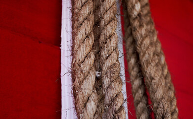 rope on a wooden board © Aisyaturridlo