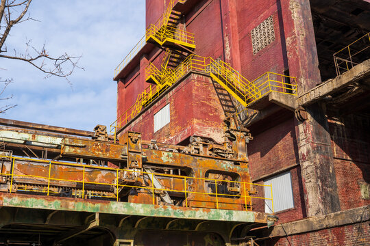 Equipment of steel works, The workshop and equipment of the steel mill