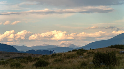 Fototapeta premium sunset in the mountains. morning in the mountains. evening in the mountains