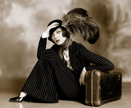 Elegant 1930s Fashion Portrait with Vintage Suitcase &ndash; AI Generative &ndash; No Real Person