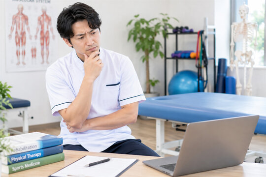 悩む理学療法士・開業や仕事の検討