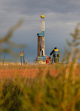 Drilling for oil North Dakota