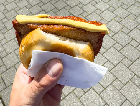 Zwickauer Br&uuml;hlette with Bread Roll and Mustard at a Traditional German Snack Stand in Zwickau, Saxony