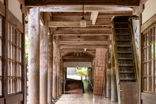 寺院の廊下
