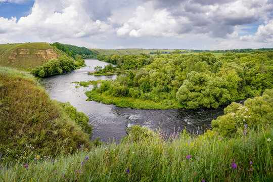 Summer panorama of the Krasivaya Mecha River near Ishutinskaya Mountain, Tula region of Russia