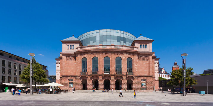 Germany, Mainz, State theatre on Gutenberg square