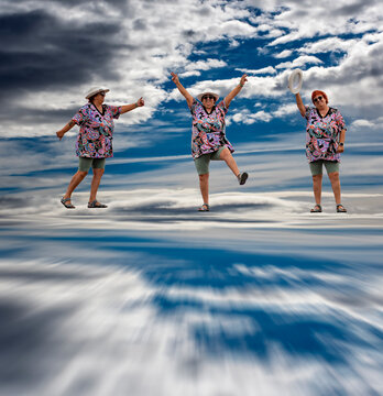 Tres r&eacute;plicas de la misma persona con camisa colorida pantal&oacute;n verde y sombrero blanco poses distintas sobre cielo dram&aacute;tico; reflejos, desenfoque crean atm&oacute;sfera surreal, din&aacute;mica.