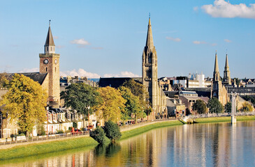 Obraz premium Looking toward Inverness city centre, Highland Region, Scotland. Douglas Row and Bank Street on the east bank of the River Ness