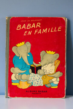 Montreal, Quebec, Canada, August 24, 2026 - Vintage and weathered 1938 &eacute;dition of Jean de Brunhoff&rsquo;s Babar en Famille (Babar And His Family)
