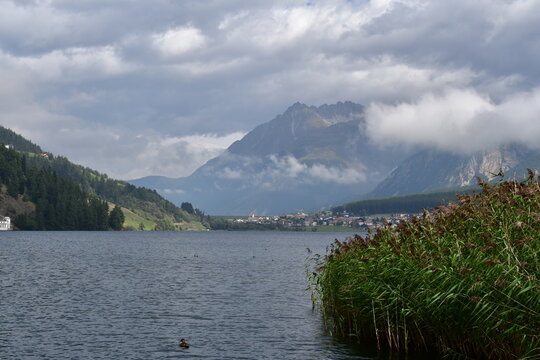Sch&ouml;ne Landschaft am Haidersee in S&uuml;dtirol 