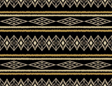Striped horizontal tribal diamond and chevron pattern.